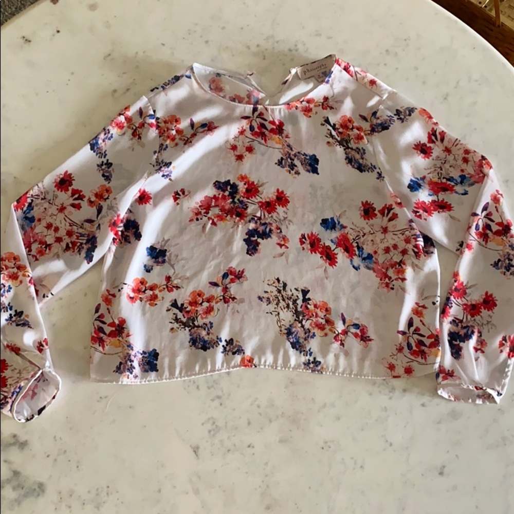 Long sleeve silky floral top